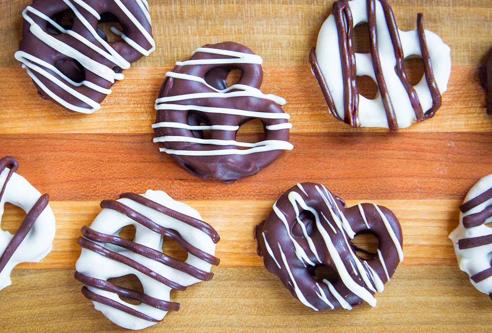 🍫 Can We Guess If You’re Single from Your Taste in Chocolate? chocolate pretzels1