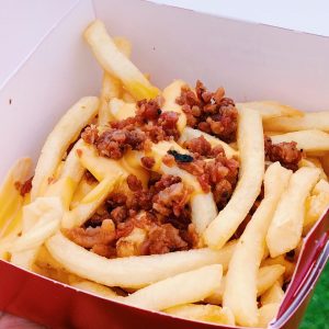 🍔 Feast on Nothing but Junk Food and We’ll Reveal Your True Personality Type Cheesy bacon fries
