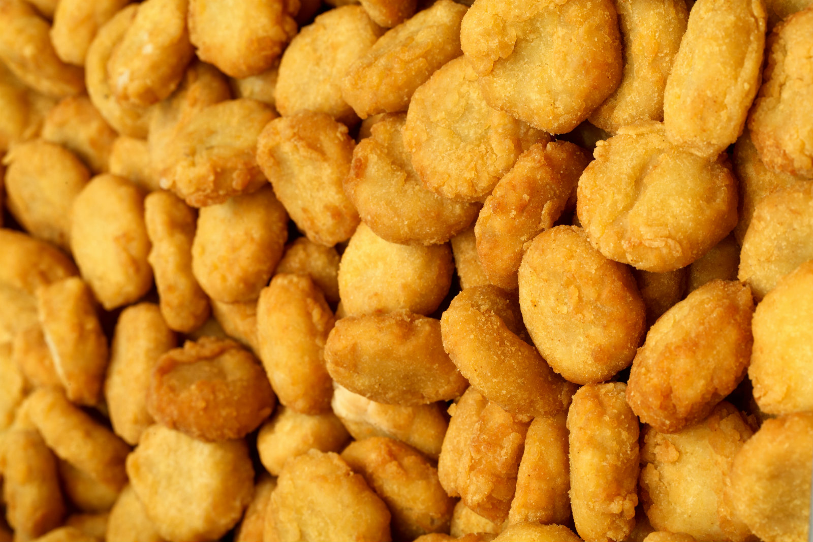 🍟 Pick Some McDonald’s Foods and We’ll Guess Your Age and Height McNuggets
