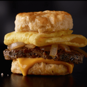 🍟 Pick Some McDonald’s Foods and We’ll Guess Your Age and Height Steak, Egg & Cheese Biscuit