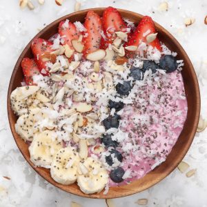 🥞 This Sweet Vs. Savory Breakfast Food Quiz Will Reveal If You’re a Morning or Night Person Mixed berry smoothie bowl
