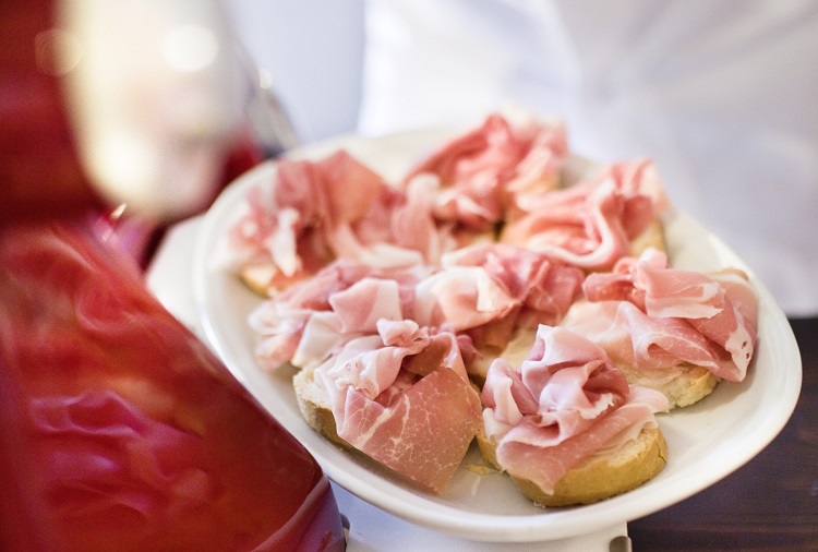 If You Have at Least 12/23 of These Foods in Your Kitchen, You’re Officially Middle-Class Prosciutto