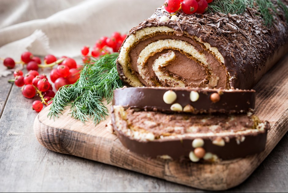 🍪 Only a True Chocoholic Will Have Eaten at Least 13/25 of These Treats Chocolate Yule Log