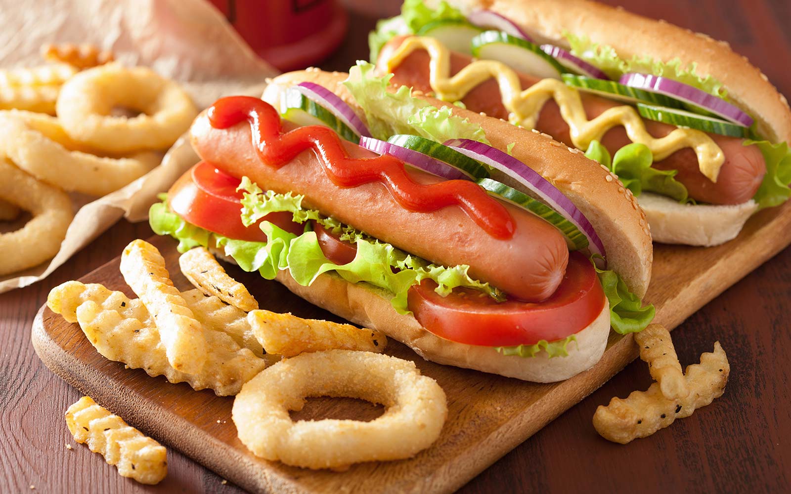Your Opinion on These Common Food Disputes Will Reveal How Sociable You Really Are hot dogs