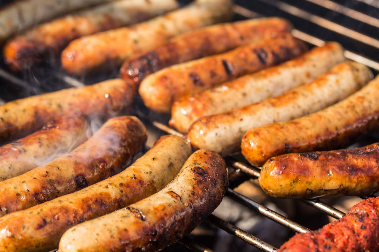 🍖 Can We Guess Your Age and Gender Based on the Meats You’ve Eaten? Sausages