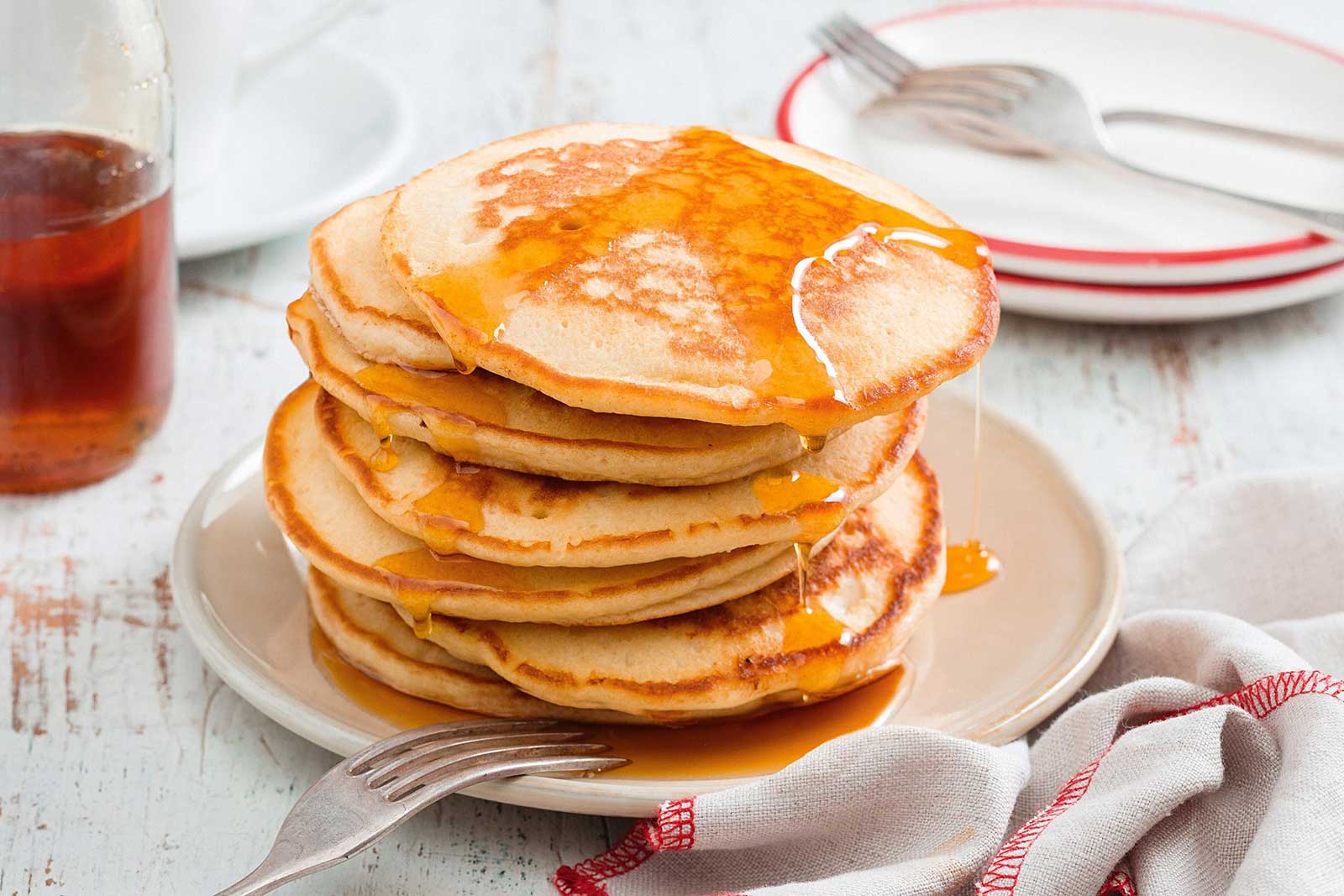 🍳 Do You Actually Prefer Classic or Trendy Breakfast Foods? Pancakes