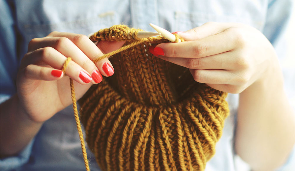 👵 If You Have 12/23 of These Things at Home, Then You’re Definitely a Grandma Knitting