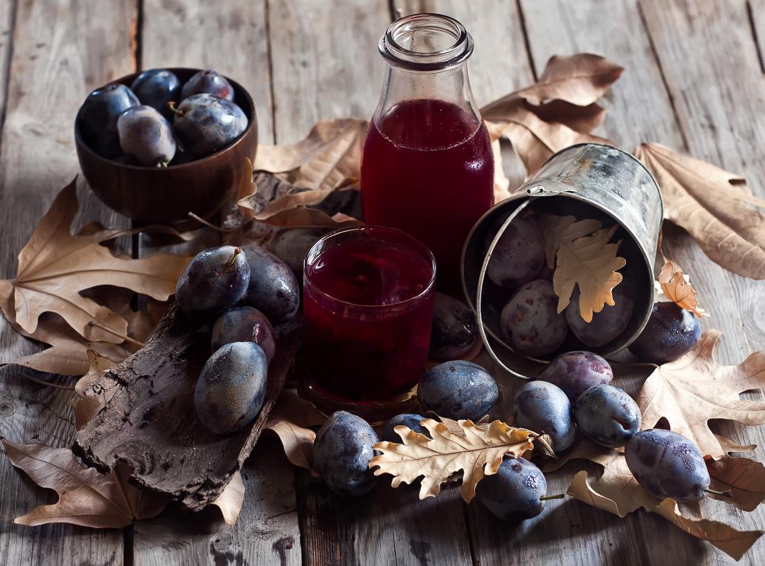 Only a Person Older Than 65 Will Like at Least 13/25 of These Foods Prune Juice