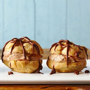 🍰 Make Some Difficult Dessert Decisions to Find Out What % Good and Evil You Are Cream puffs