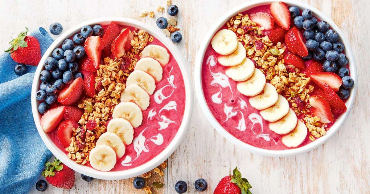 Only a Trendy Person Will Like at Least 10/19 of These Things smoothie bowl