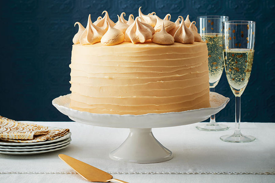 Dessert Quiz 🍰: Pick Cakes & Reveal Your Guiltiest Pleasure Champagne cake