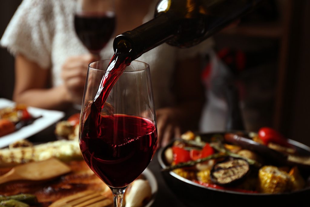 ✈️ Spend a Weekend in Paris and We’ll Tell You What Your Life Looks Like in 5 Years Red Wine