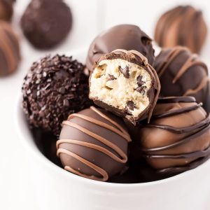 Introvert/Extrovert Quiz: Your Appetizer Vs. Dessert Choices Cookie dough truffles