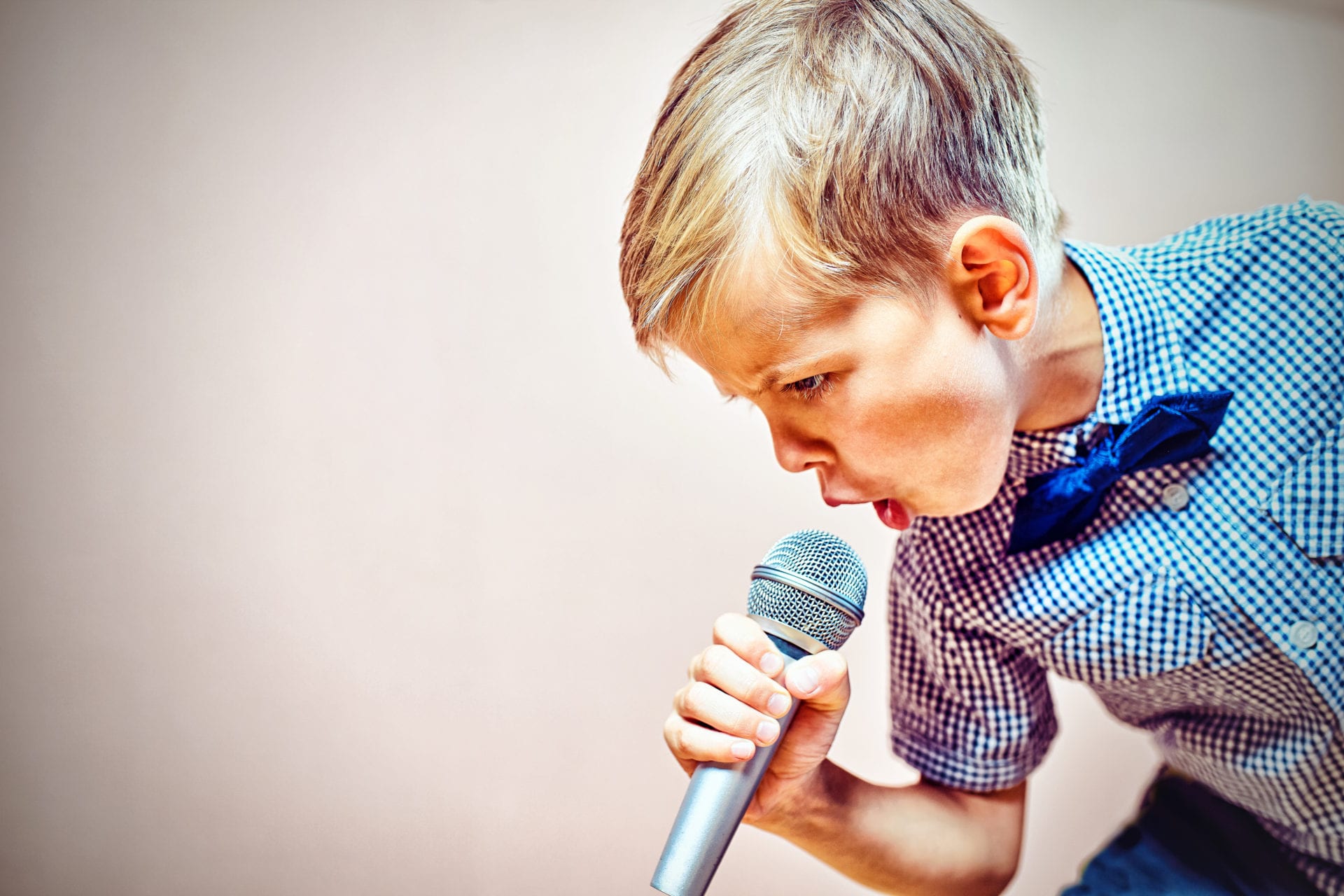 Half the Population Can’t Pass This Random Trivia Quiz, And I Doubt You Can Either Child Singing