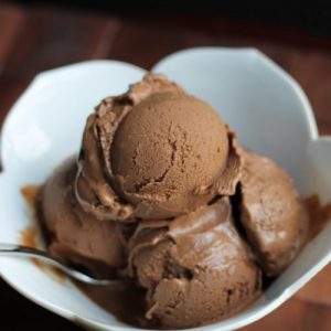 Ice Cream Feast Quiz 🍦: What Weather Are You? 🌩️ Mocha ice cream