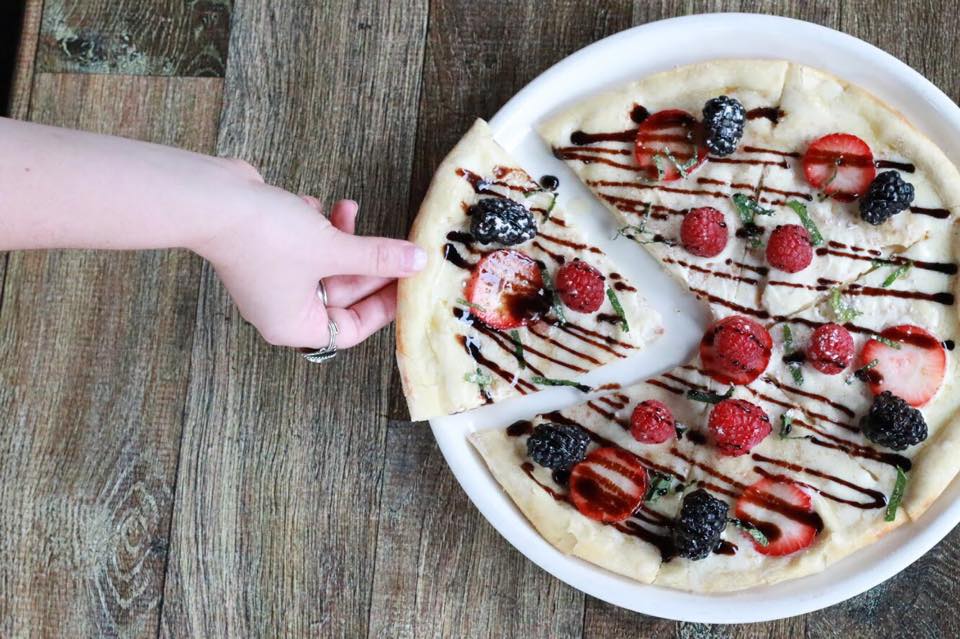 🍕 Make a Dessert Pizza and We’ll Accurately Reveal Your Astrological Sign dessert pizza