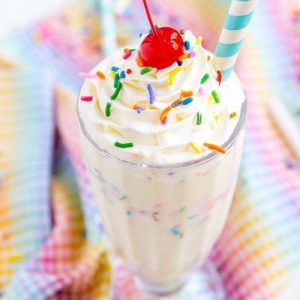 🍕 Make a Dessert Pizza and We’ll Accurately Reveal Your Astrological Sign Birthday cake milkshake