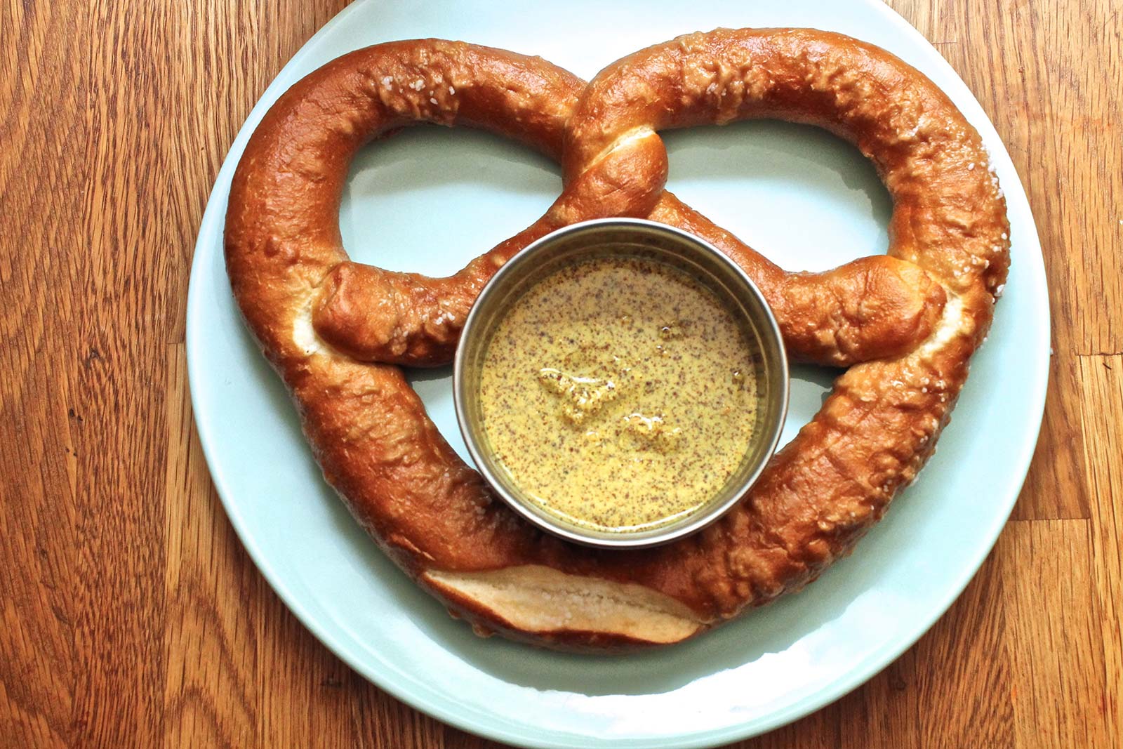 If You Eat 17/33 of These Foods With Mustard, You Are GROSS Pretzel and Mustard
