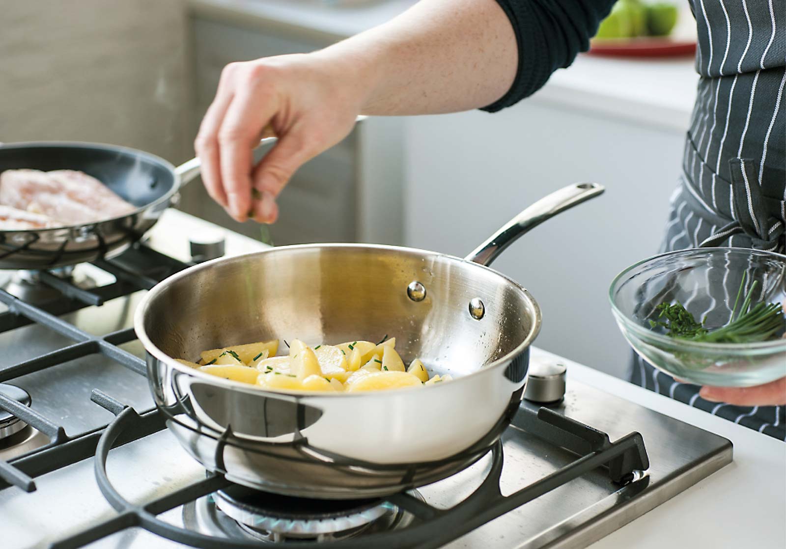 Sorry, You’re Not a Grown-Up If You Don’t Own at Least 13/25 of These Kitchen Things Saucepan