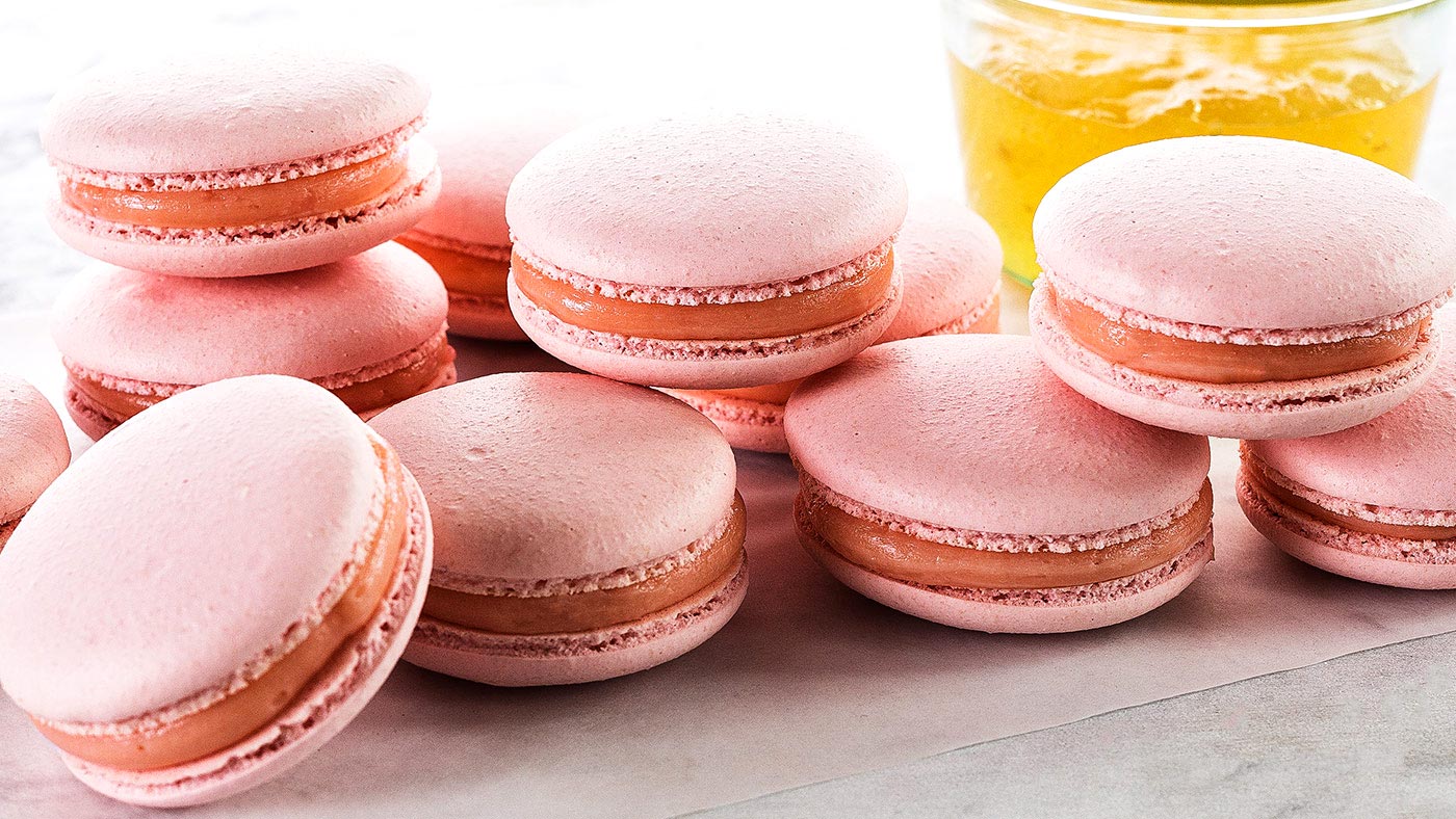 🥯 This Baked Goods Quiz Will Reveal Which Decade You Actually Belong in Macarons