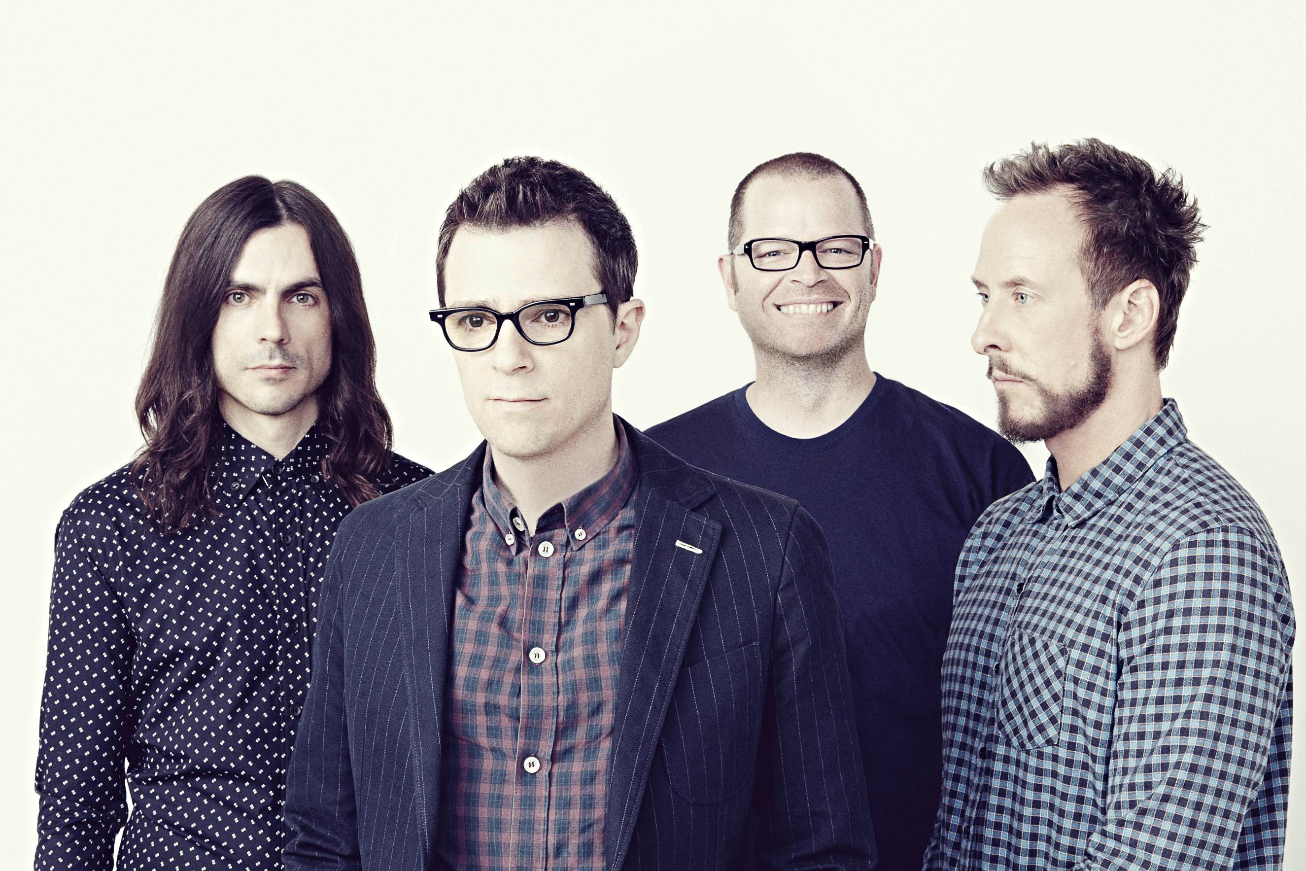 Sorry, But If You Weren’t a ’90s Kid You’re Going to Fail This Music Trivia Quiz Weezer