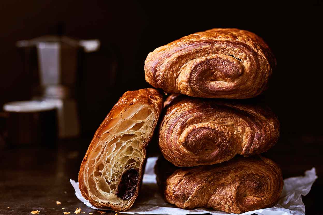 🍰 Eat an Exotic Dessert Feast and I Will Reveal 🌸 Which Aroma Matches Your Unique Vibe 🍃 Pain au Chocolat