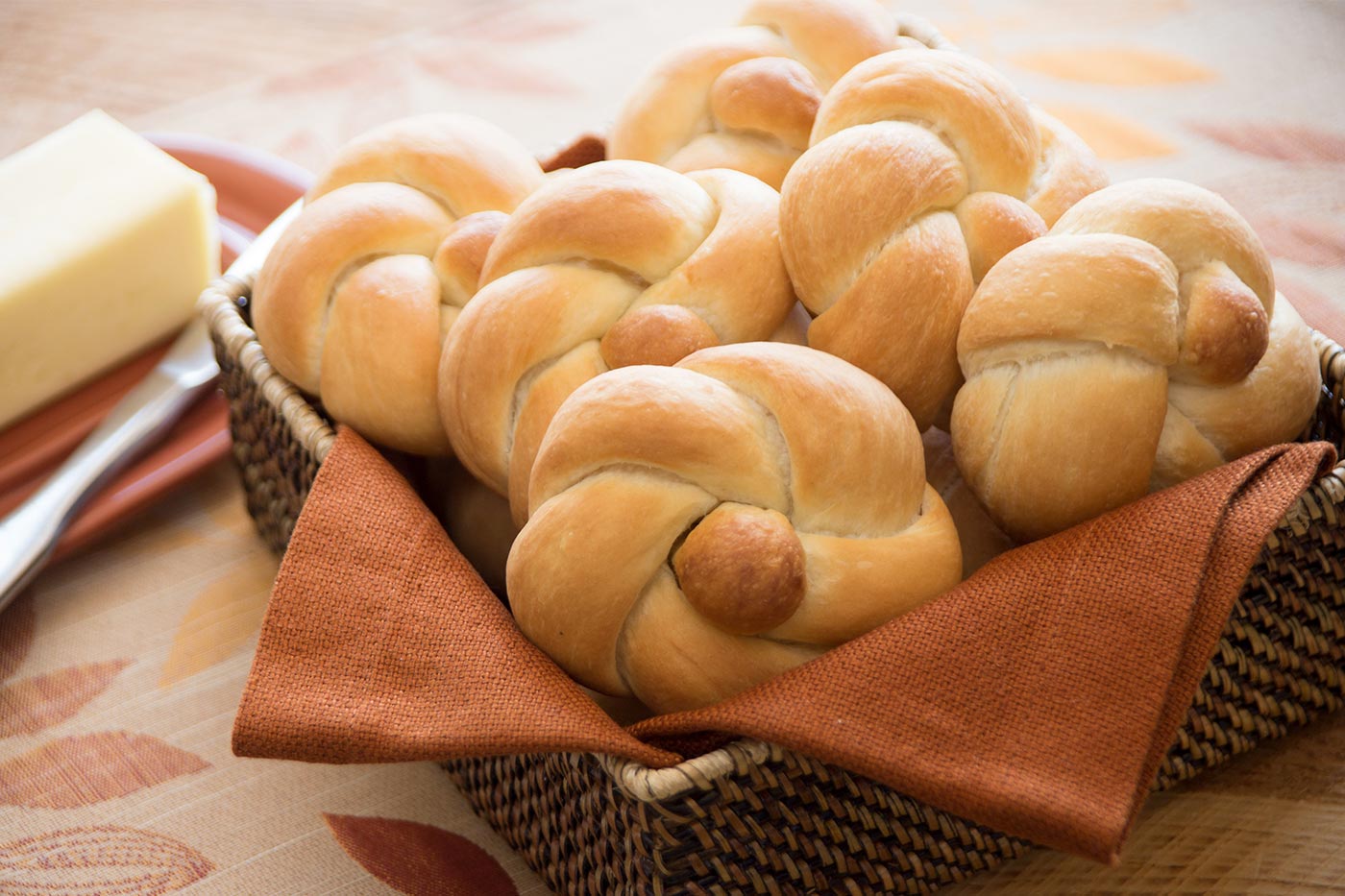 🥖 Hey, We Bet You Haven’t Tried at Least 16/31 of These Breads from Around the World Kaiser Rolls