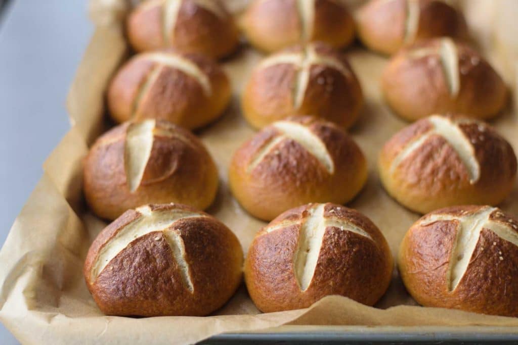 🥖 Hey, We Bet You Haven’t Tried at Least 16/31 of These Breads from Around the World Pretzel Rolls