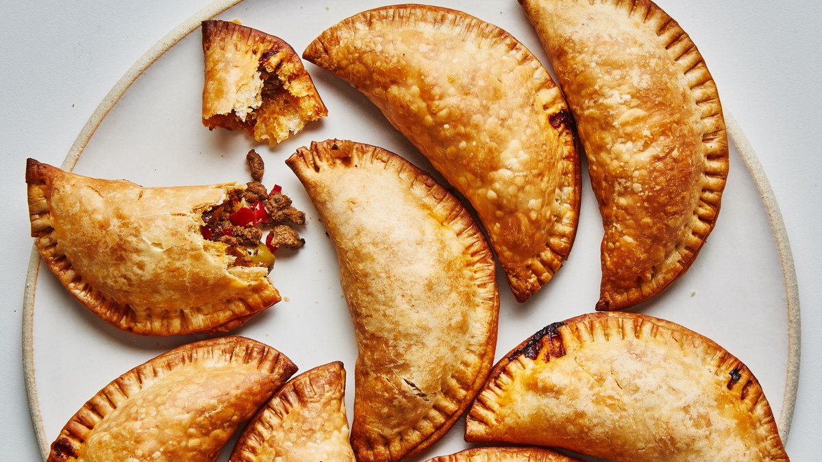 🥐 Here Are 24 Baked Treats from Around the World – Can You Find Them on the Map? Empanadas