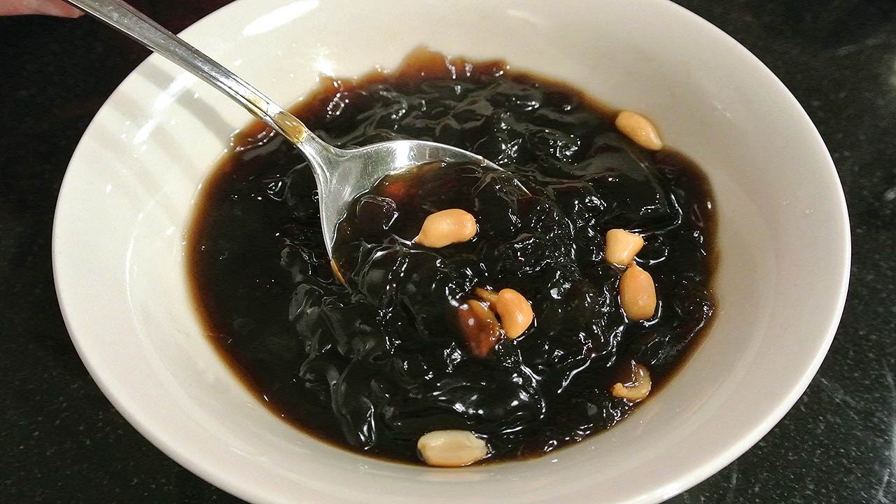 🍮 Don’t Call Yourself a Dessert Expert If You Haven’t Tried 17/33 of These Foods from Around the World Grass Jelly