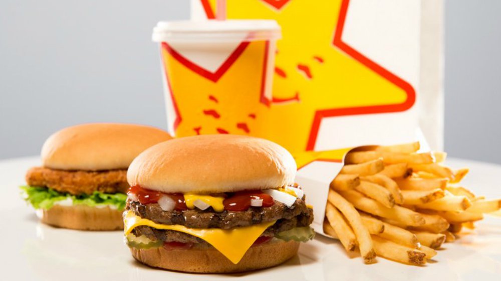 🍟 Rate These Fast Food Chains on a Scale of 1 to 5 and We’ll Guess How Old You Are Carl's Jr.