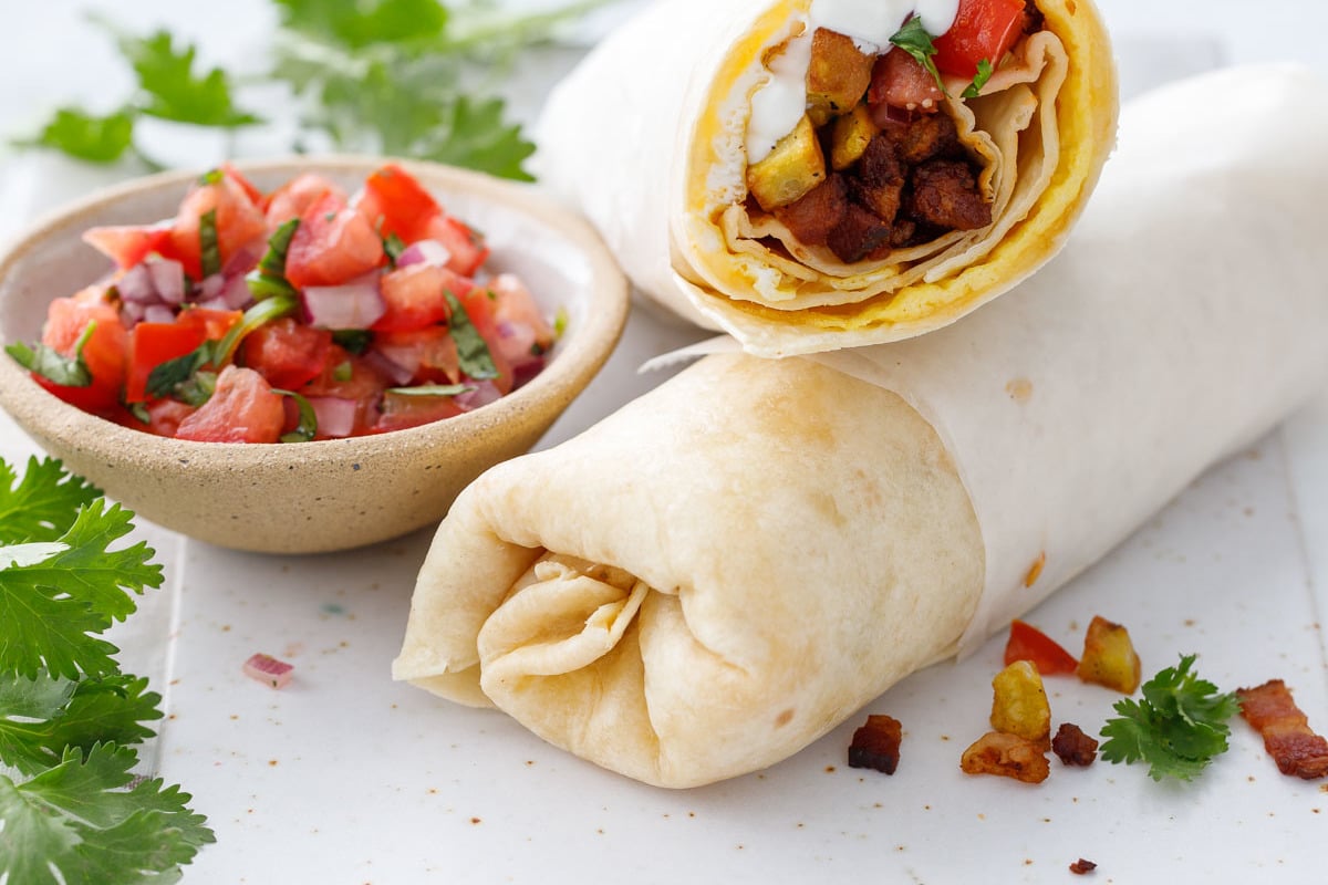 Enjoy an All-You-Can-Eat 🍳 Breakfast Buffet and We’ll Reveal What Type of Partner 😍 Attracts You Breakfast burrito