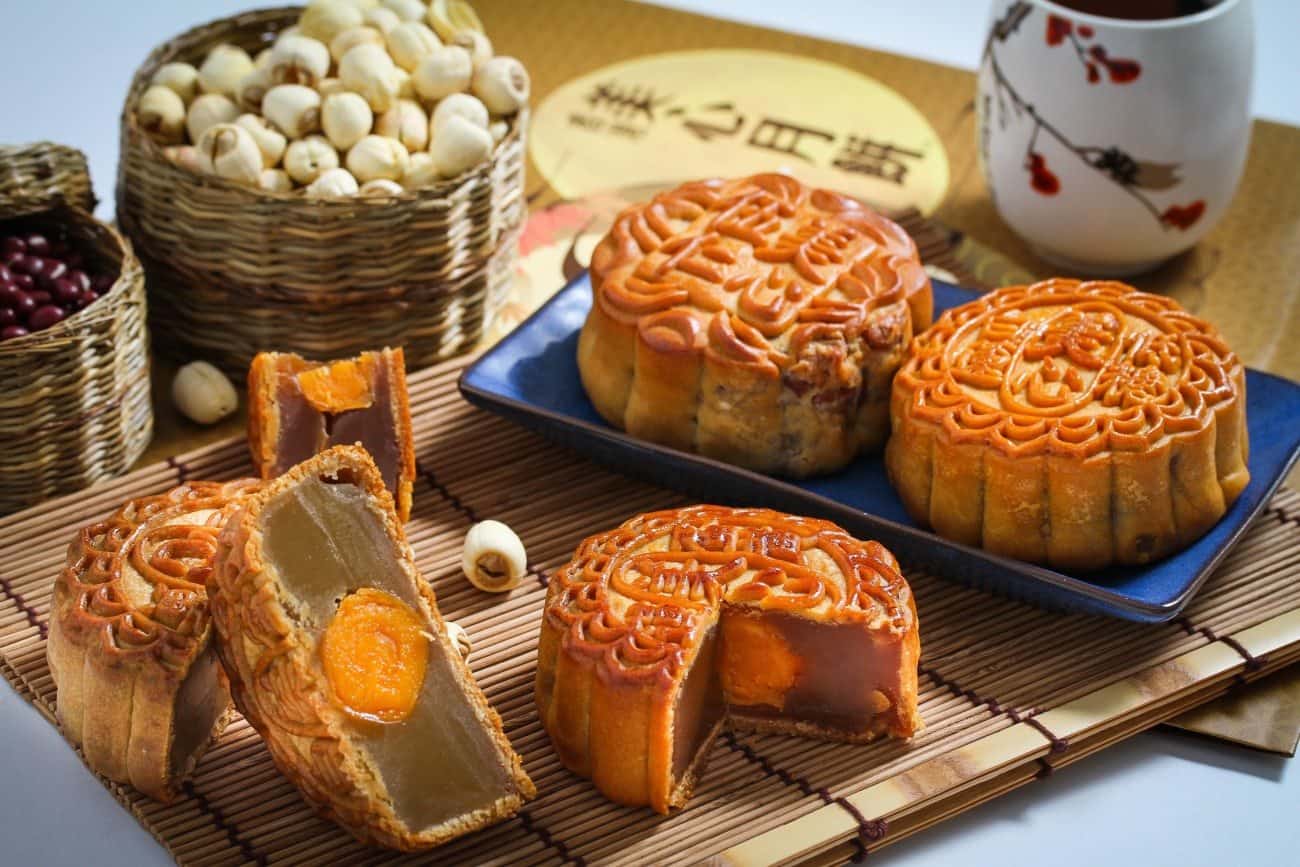 🥖 How Many Baked Goods Have You Tried from Around the World? Mooncakes