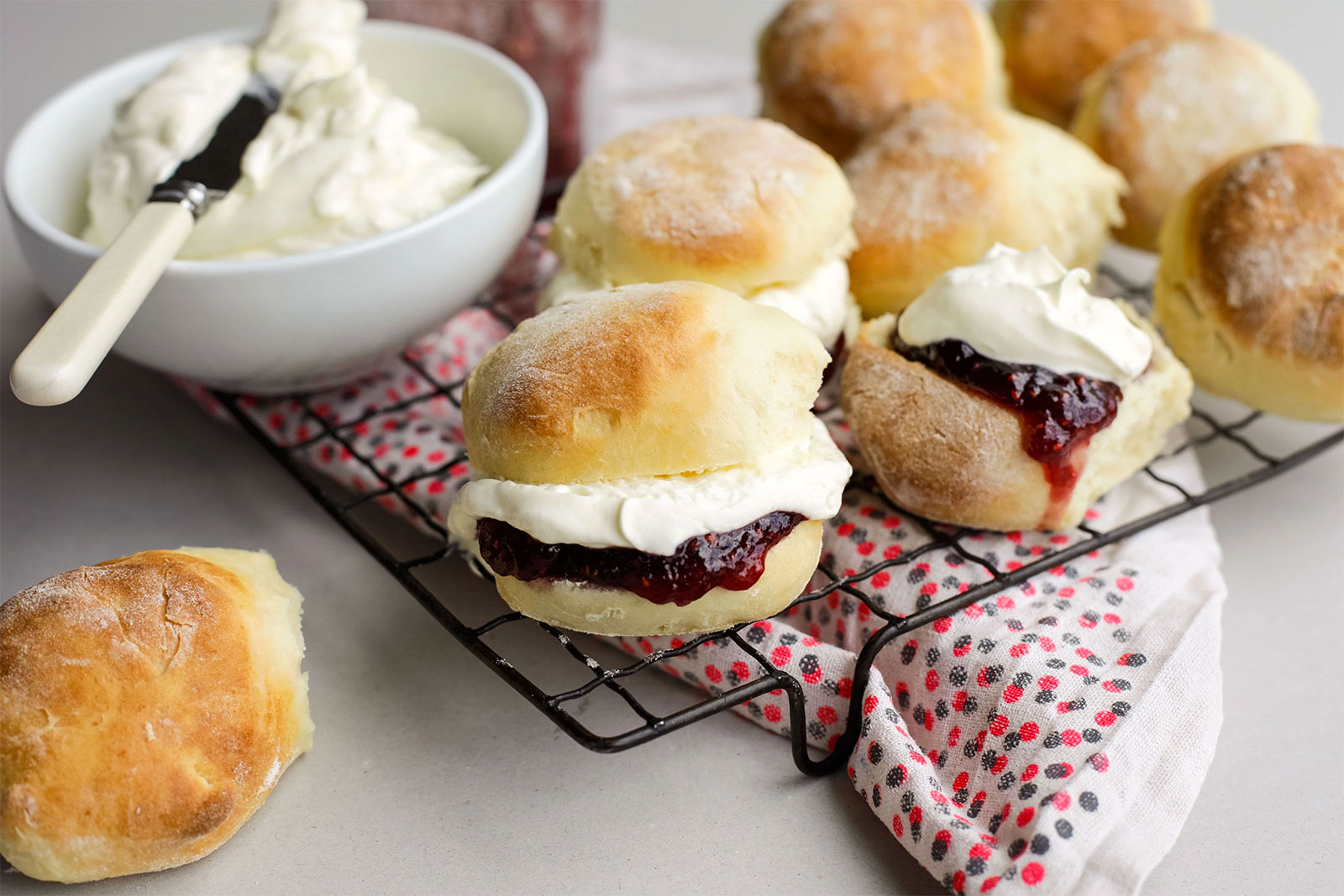 🥖 How Many Baked Goods Have You Tried from Around the World? Scones
