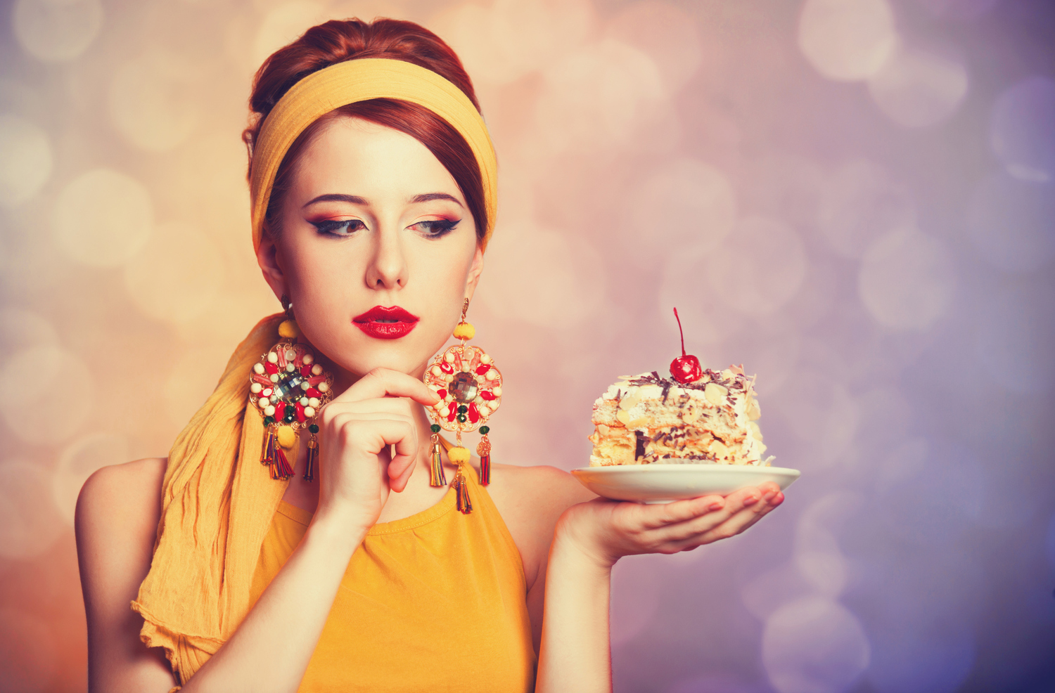 We Can Tell the Year You Were Born by the 🍰 Cake You Bake Style Redhead Girl With Cake.