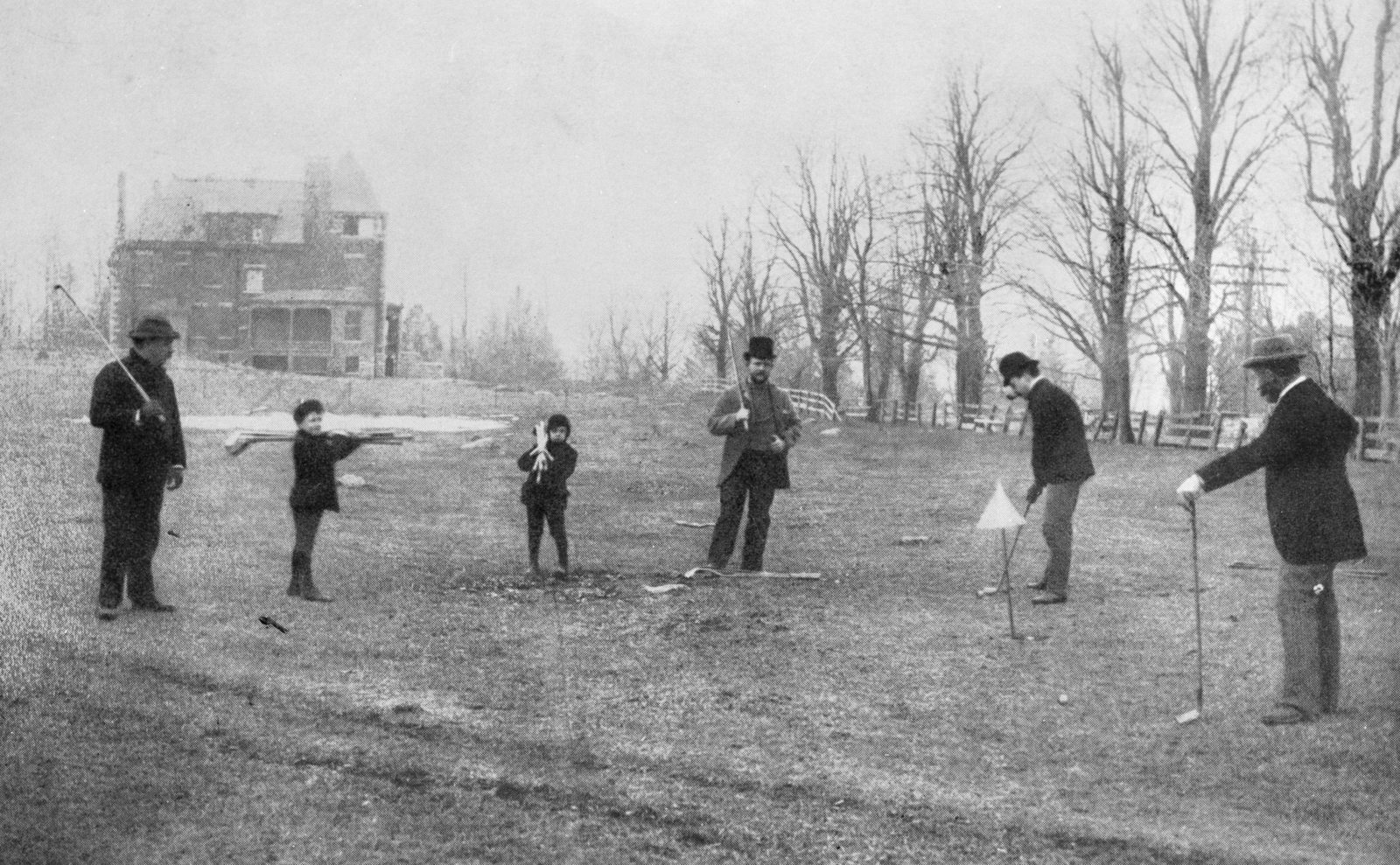Try Living in 1800s America and We’ll Tell You If You Survived Golfers At St Andrew S Golf Club In Yonkers 515214178 5a5e3e04aad52b0037ecb37f