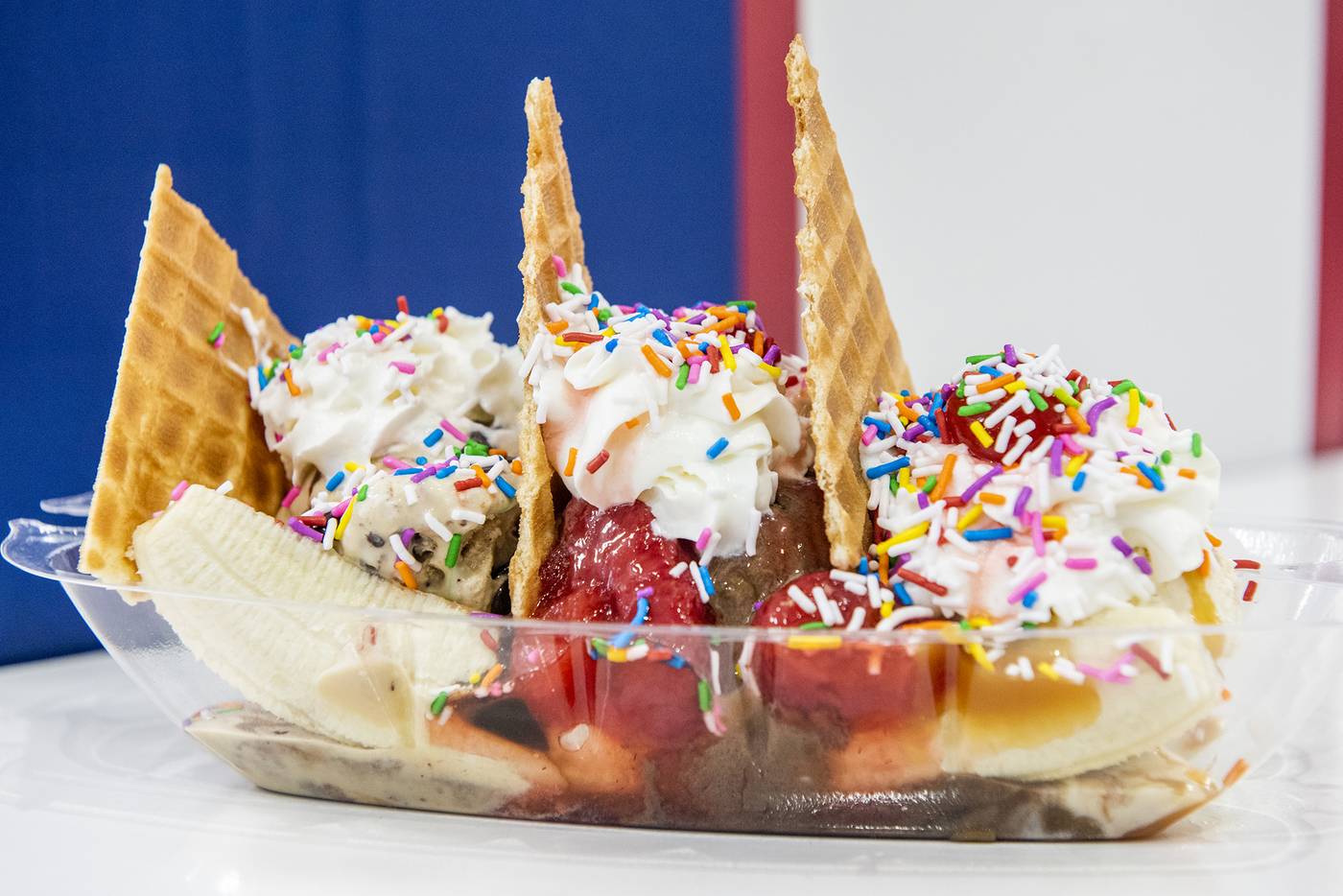 🍨 Order a Mega Sundae at Scoops Ahoy and We’ll Reveal Which “Stranger Things” Character You Are Stranger Things Baskin Robbins U.s.s. Butterscotch Sundae
