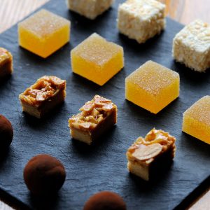 Dessert Quiz 🍰: What Tea 🍵 Are You? Petit fours