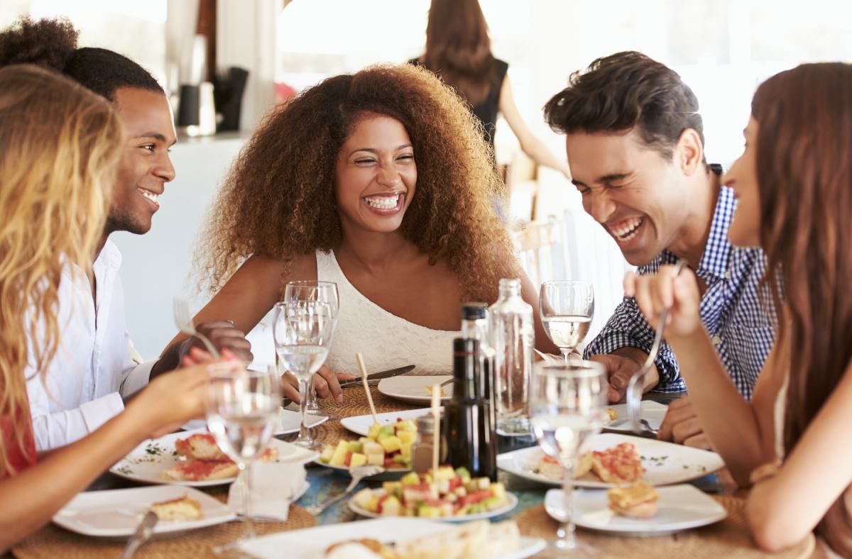 What % Funny Are You? Quiz Friends Eating At Restaurant