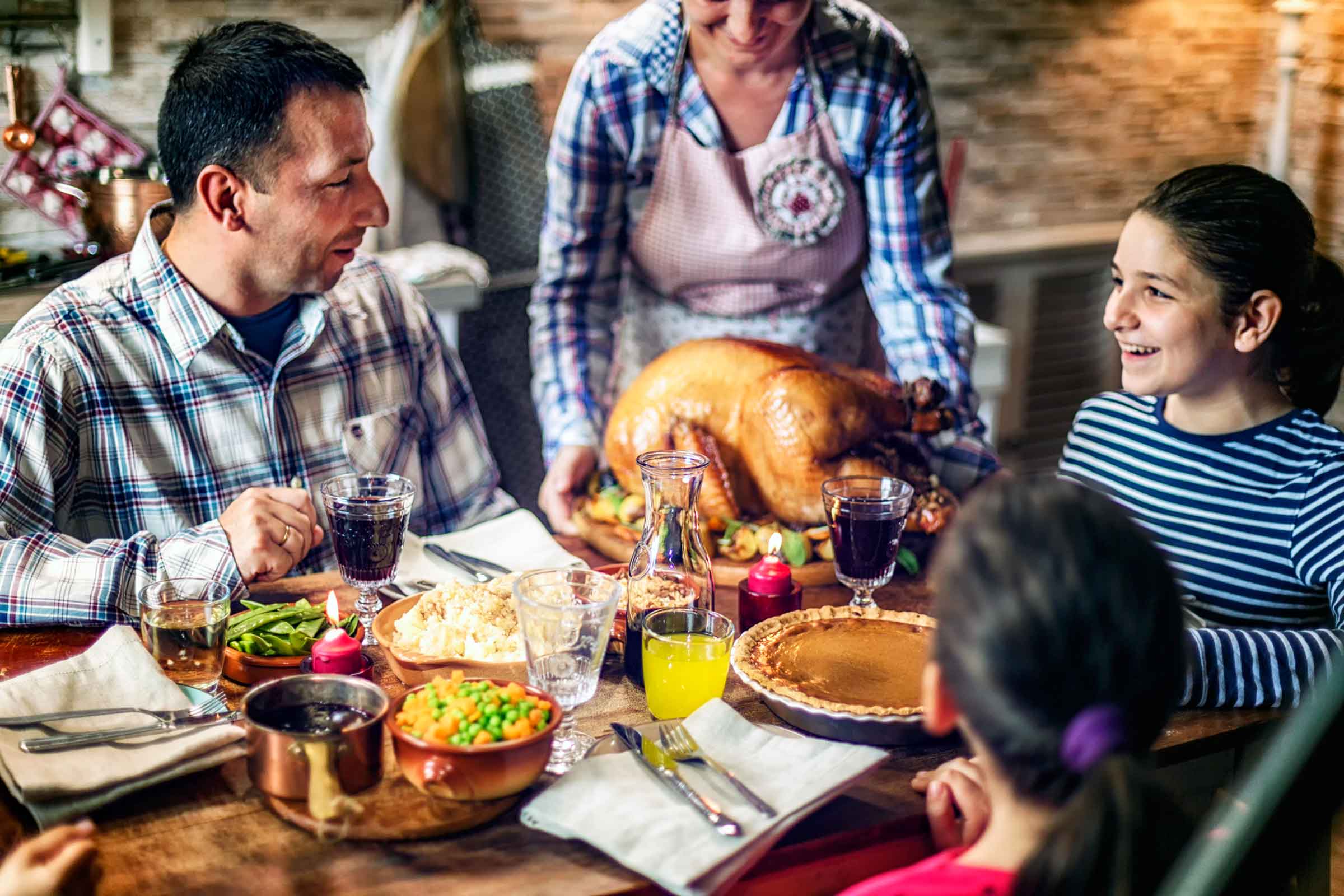 It’s Easy to Tell If You’re More American, British or Australian Just by Your Eating Habits Thanksgiving Dinner