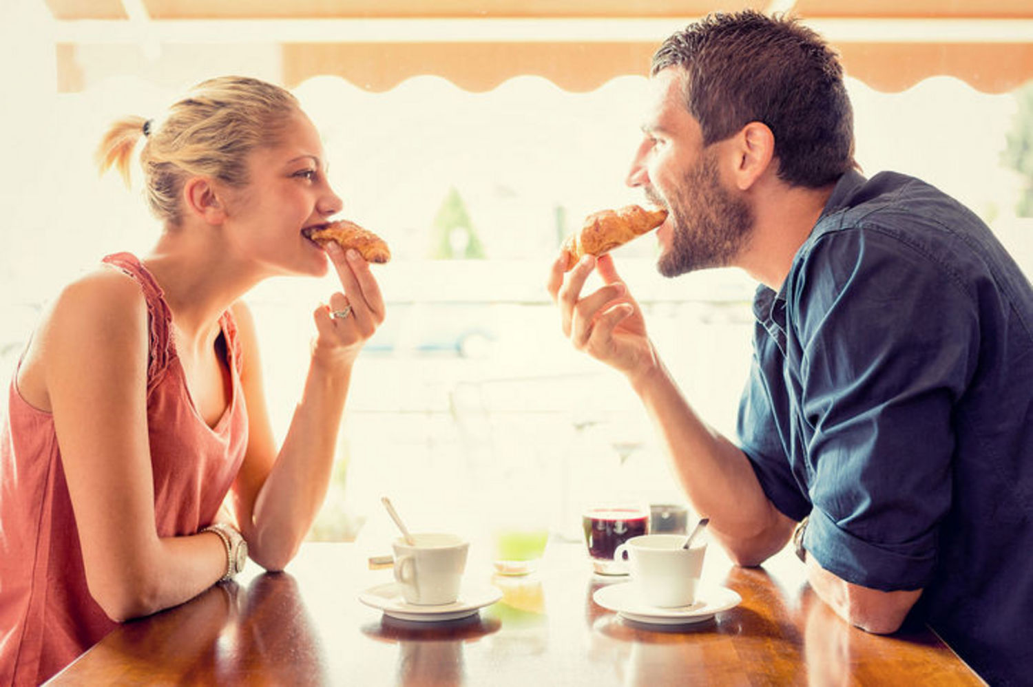 🧠 This Word Association Test Will Determine If You Have a Male or Female Brain Couple Eating Croissant