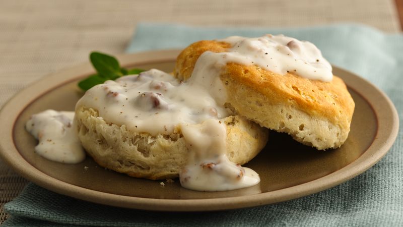 🍔 If You’ve Eaten 15/20 of These Foods, You’re Definitely American Biscuits 'n' Gravy