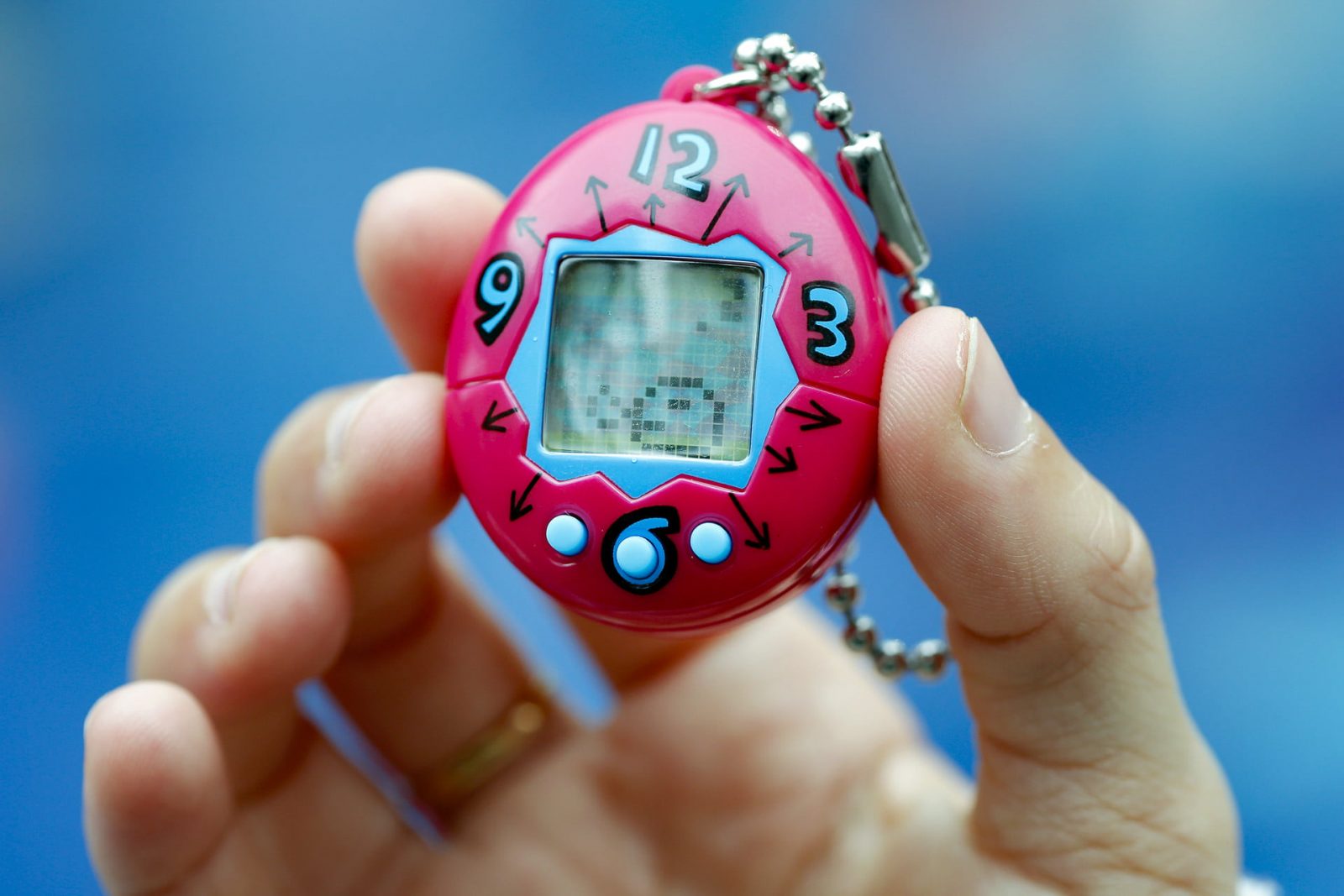 Live a Day in the ’90s to Find Out Where You’ll Be in 20 Years Tamagotchi