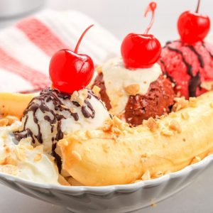 🍔 Eat Some Foods and We’ll Reveal Your Next Exotic Travel Destination Banana split
