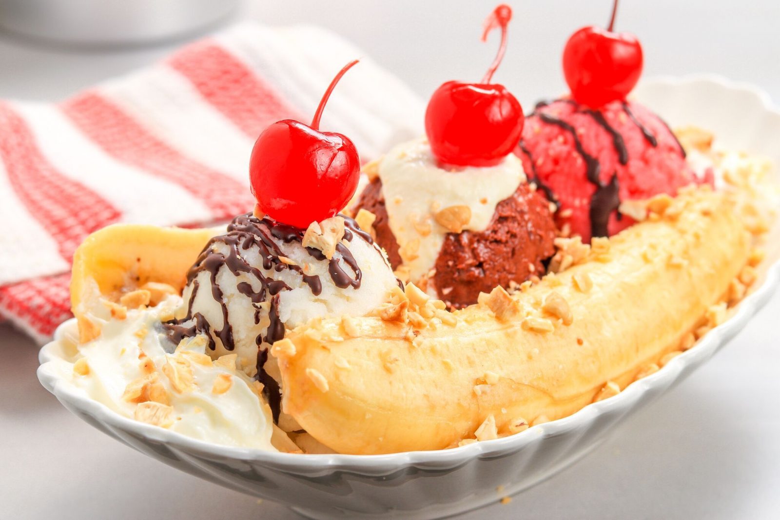 🍳 Would You Rather: Breakfast or Dessert Edition 🍰 Banana Split