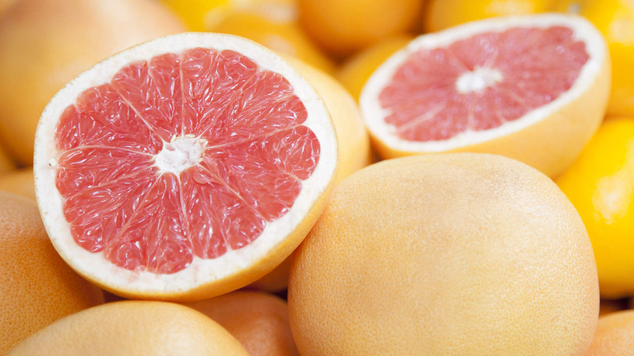 🍎 Rate Some Fruits and We’ll Guess Your Age With 100% Accuracy Grapefruit