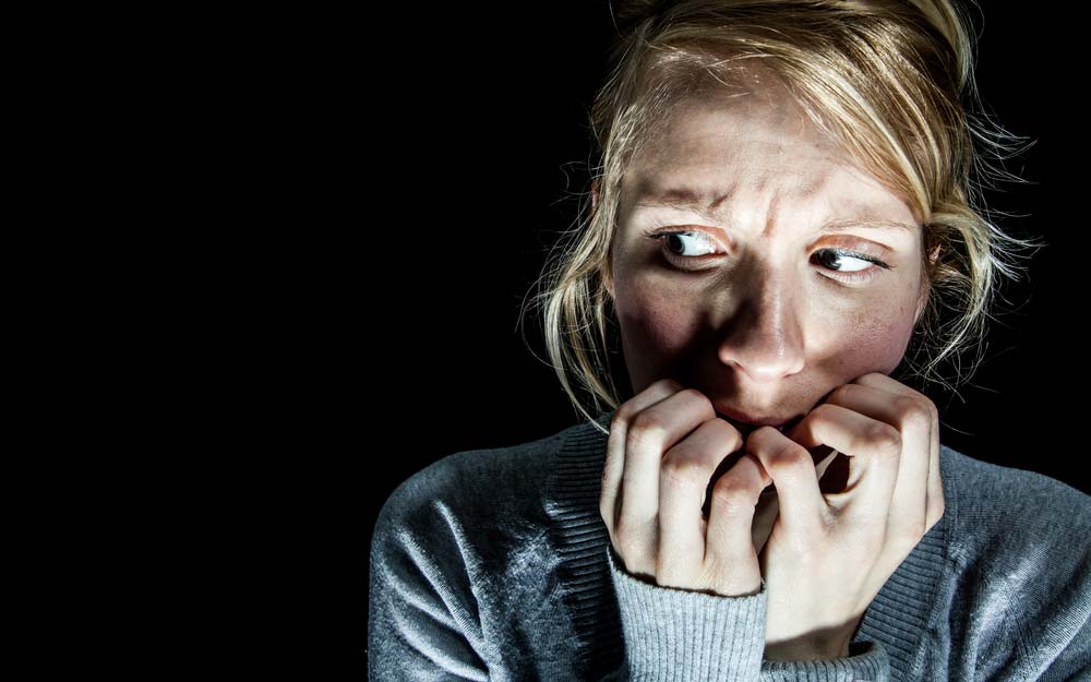 Is Your Brain Big Enough to Pass This General Knowledge Quiz? Scared Frightened Woman