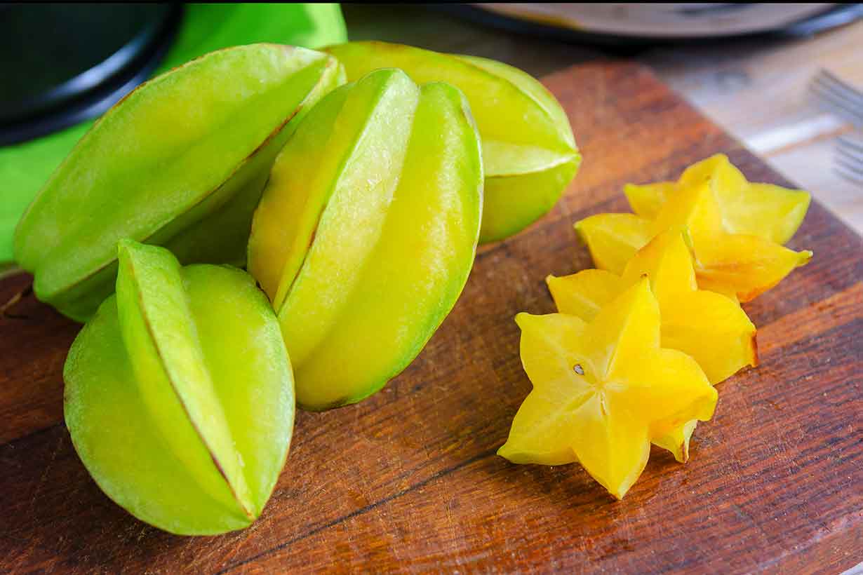 🍍 You Haven’t Really Lived Unless You’ve Tried at Least 12 of These Tropical Fruits Starfruit
