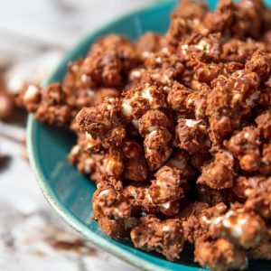 🍫 Here, Just Eat a Bunch of Chocolate Things and We’ll Guess Your Exact Age Chocolate-covered popcorn