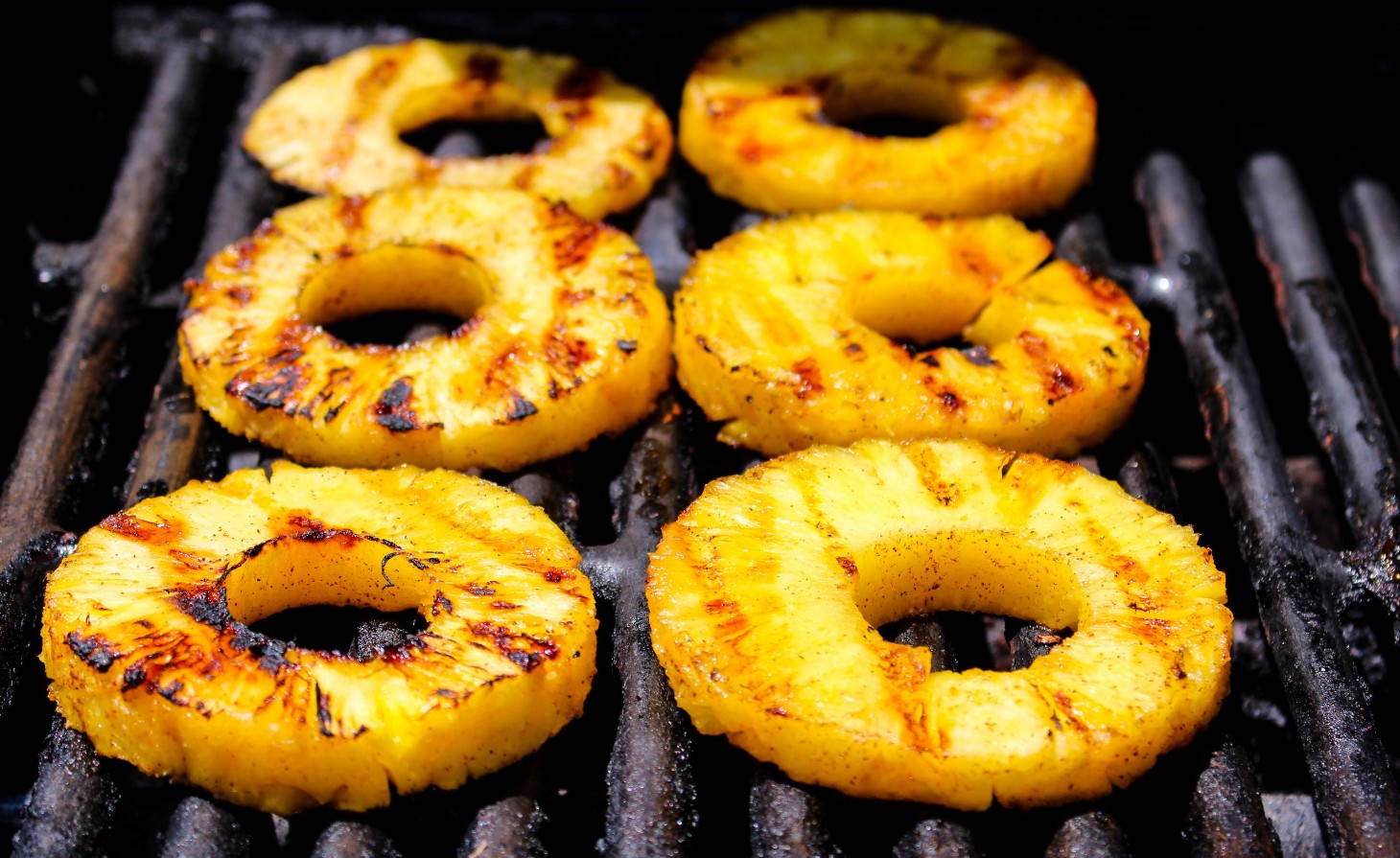 🍔 Tell Us What You Think of These Burger Toppings and We’ll Guess How Old You Are Grilled Pineapple